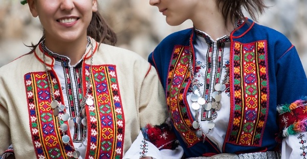 free concert of folk music lights and talents in borisova gradina