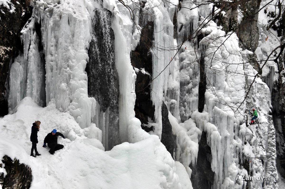 a winter hike to kopitoto and hut momina skala