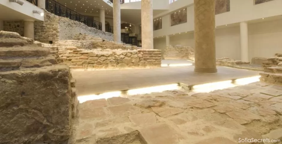 the amphitheater at arena di serdica hotel